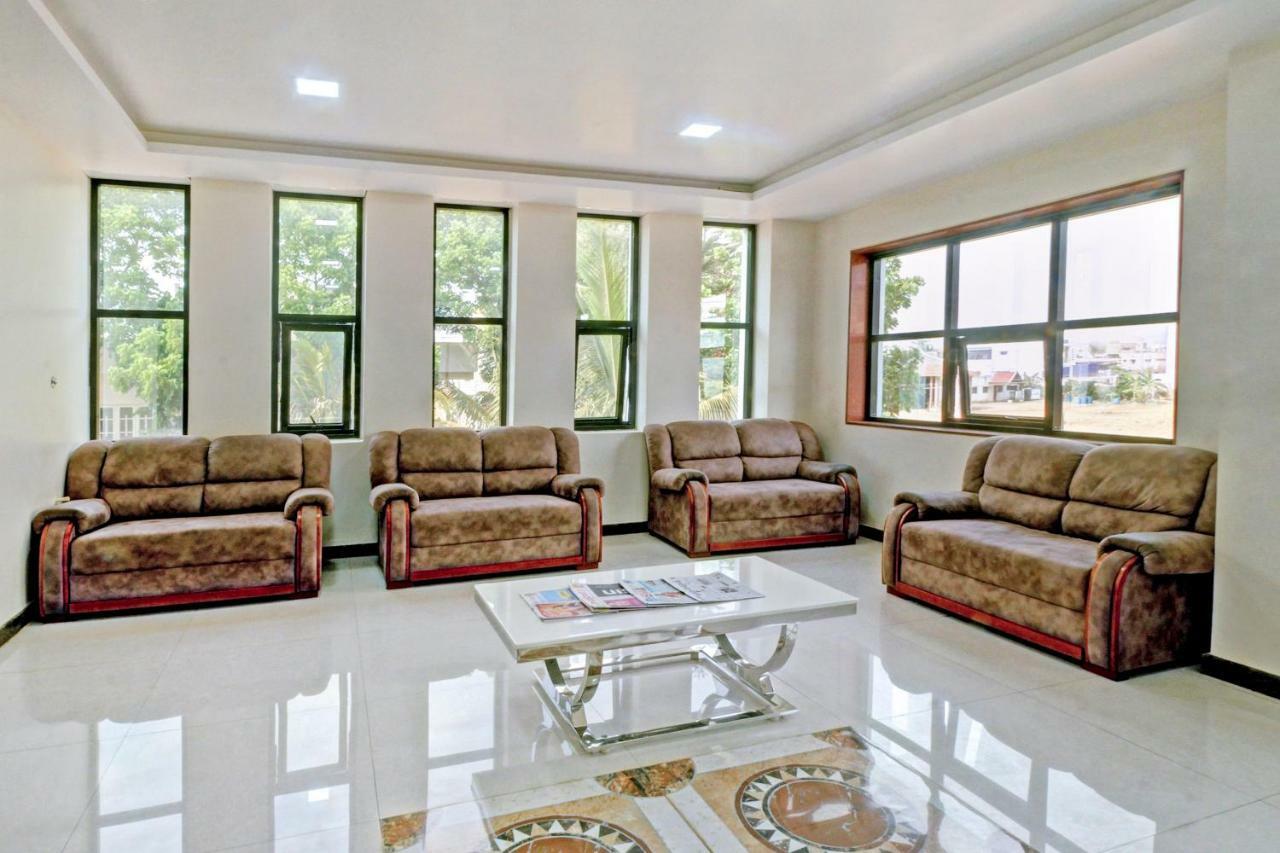 Oyo 29405 Leela Paradise Villa Hassan Buitenkant foto