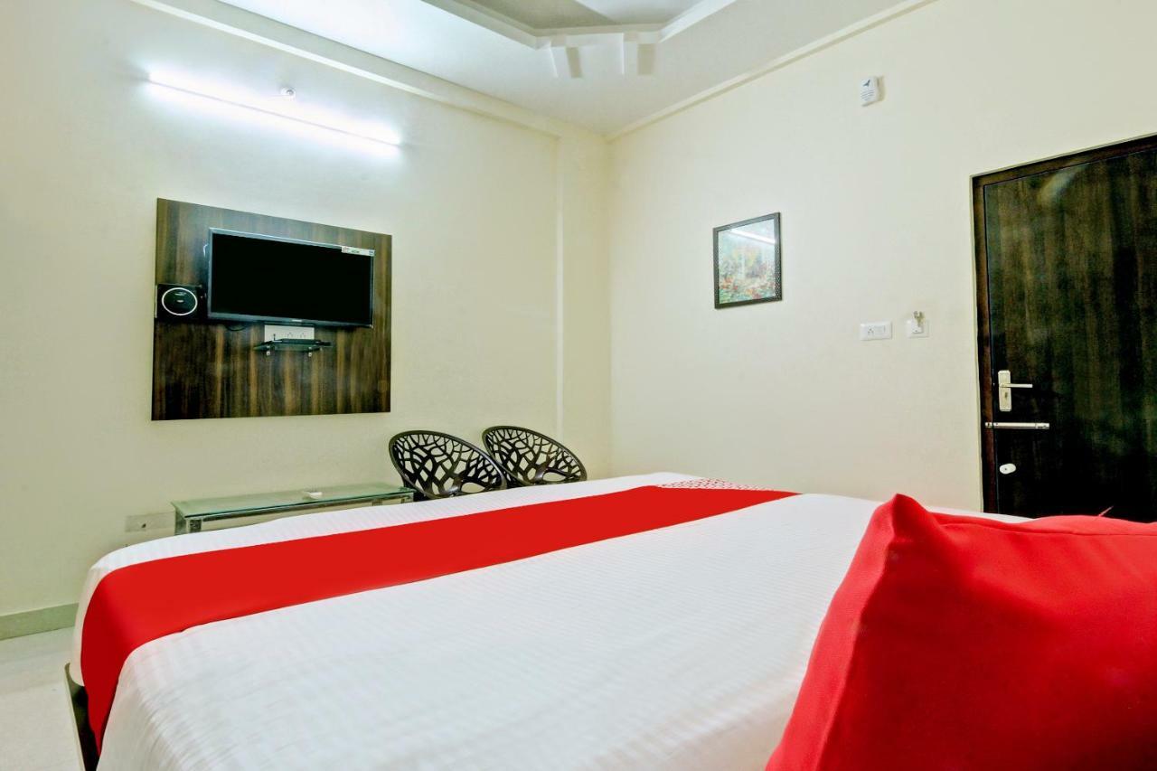 Oyo 29405 Leela Paradise Villa Hassan Buitenkant foto